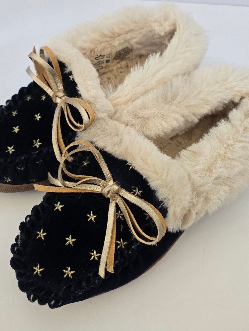 JCREW elvet stars and moon slippers SIZE 6